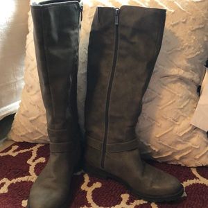 Women’s Taupe Tall boots